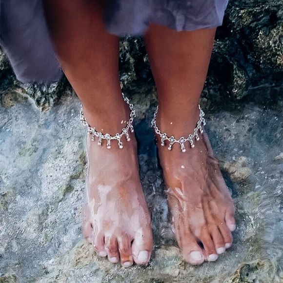 ⚜️[𝟯/$𝟭𝟴]⚜️NEW 2 Chunky Beaded Bohemian Anklets Set - Picture 3 of 13